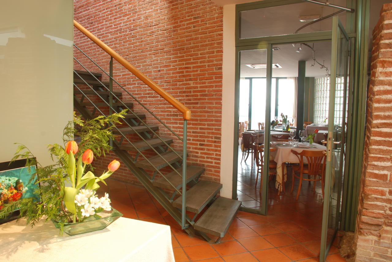 Hospederia El Arco Hotell Villavieja del Lozoya Exteriör bild